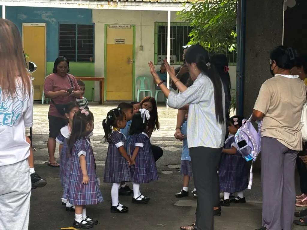 TOPS-student-children